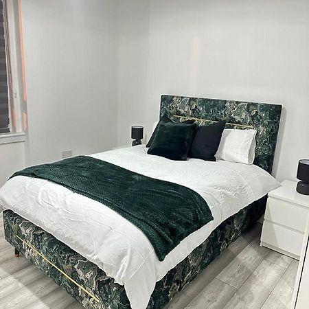 Newly Renovated Lux 2 Bed Apartment Glasgow Eksteriør billede