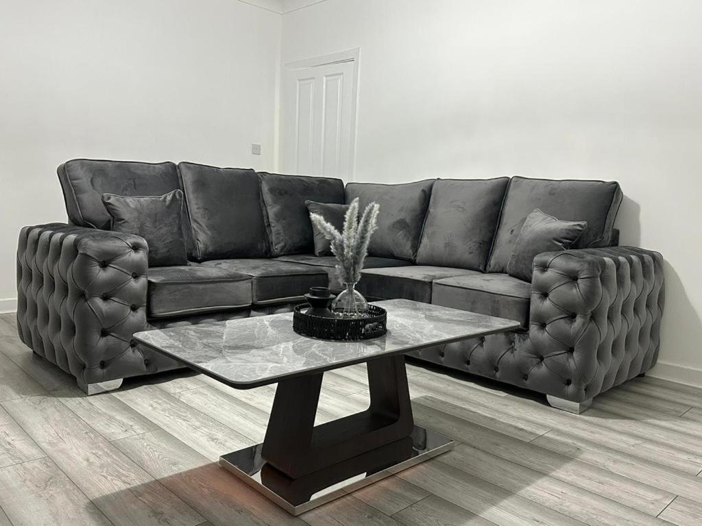Newly Renovated Lux 2 Bed Apartment Glasgow Eksteriør billede